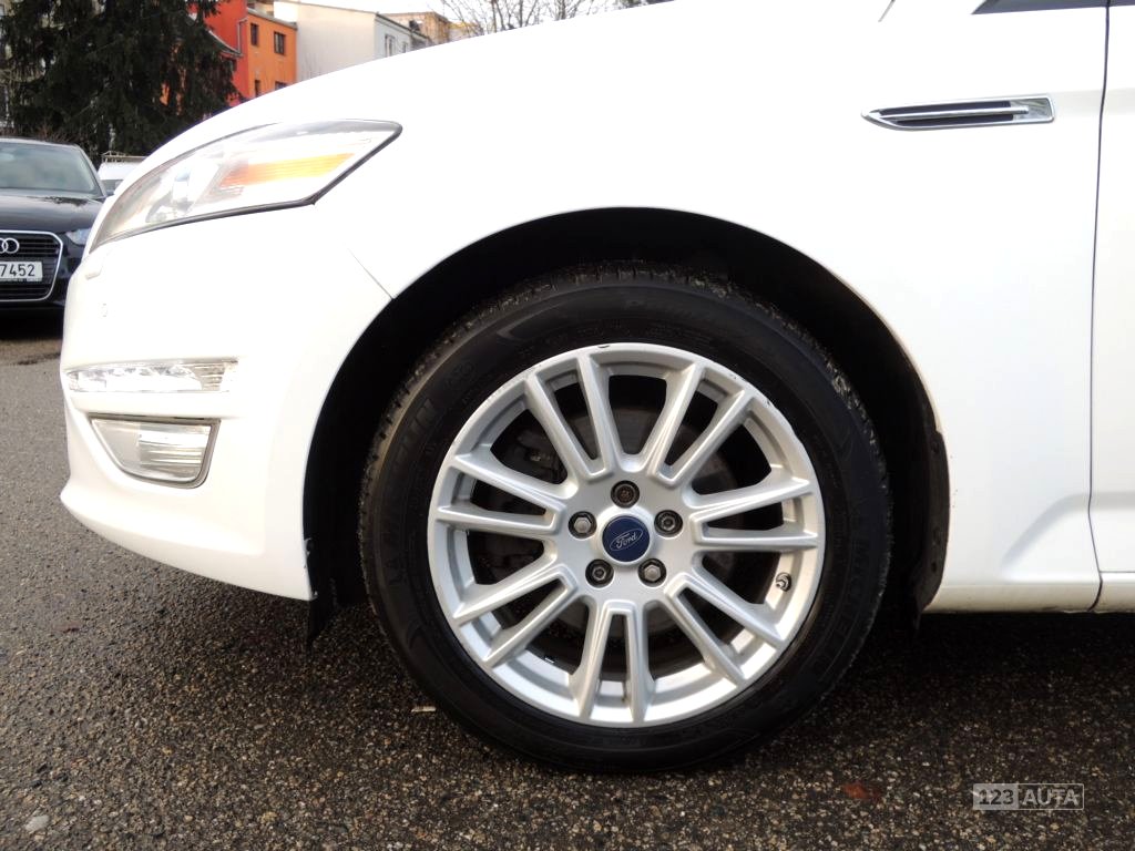 Ford Mondeo, 2011 - pohled č. 20