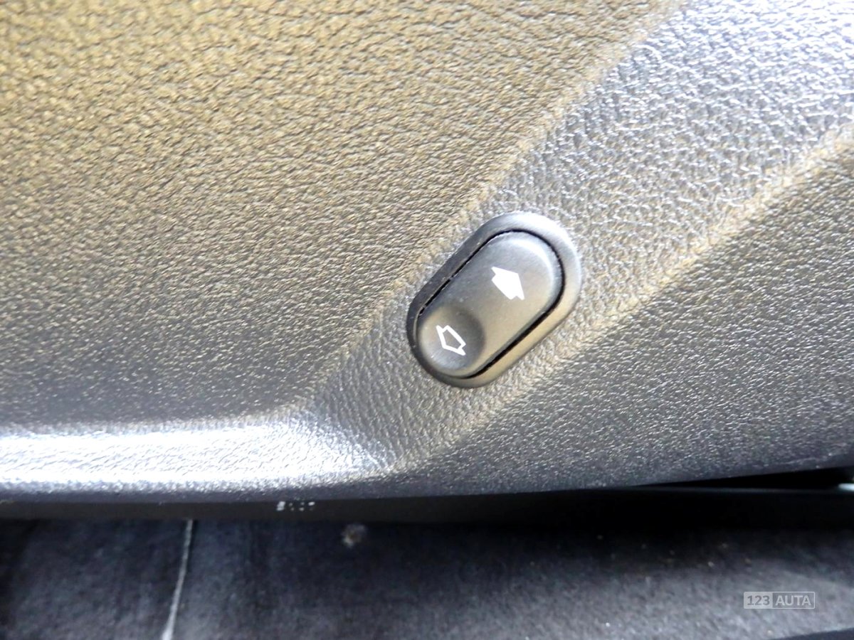 Ford Mondeo, 2008 - pohled č. 17