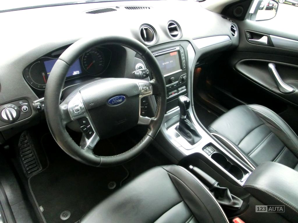 Ford Mondeo, 2012 - pohled č. 11