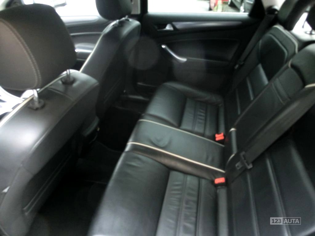 Ford Mondeo, 2012 - pohled č. 8