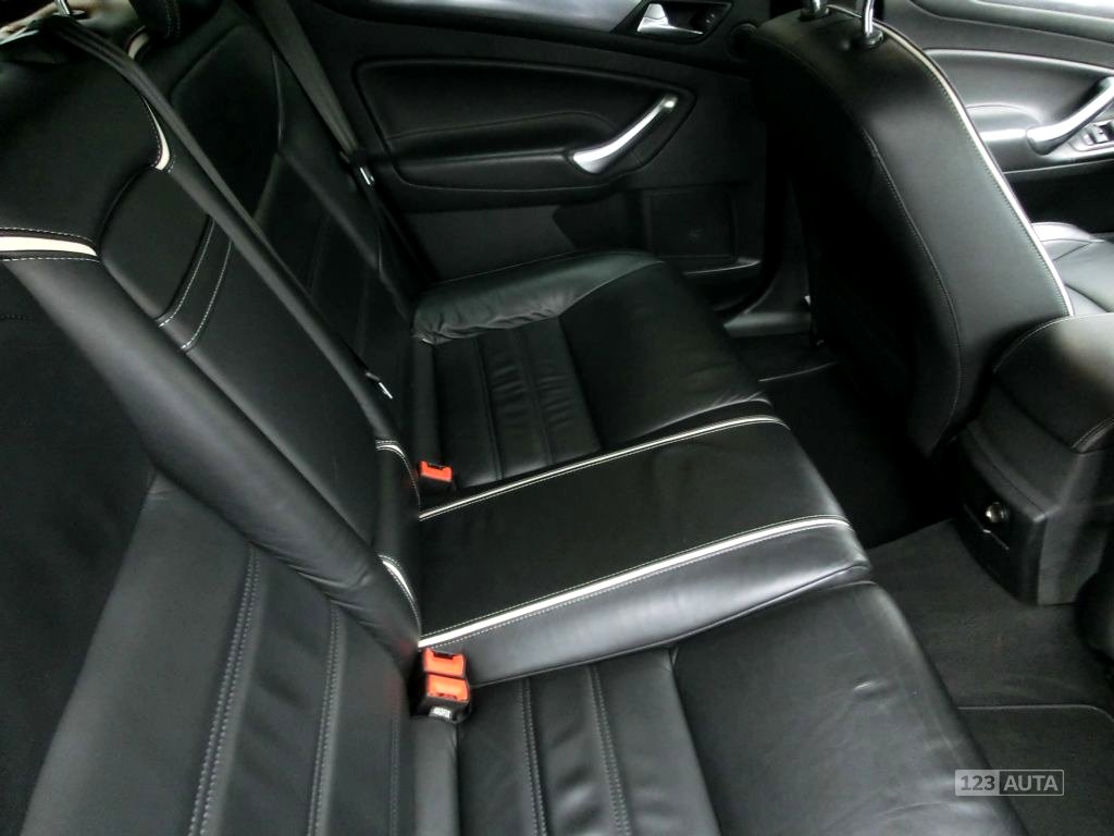 Ford Mondeo, 2012 - pohled č. 9