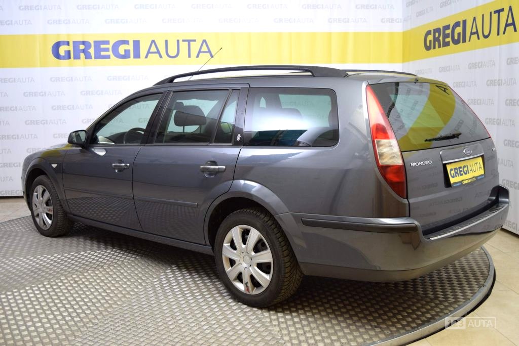 Ford Mondeo, 2004 - pohled č. 5