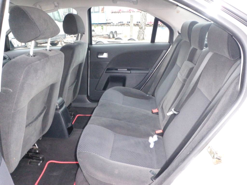 Ford Mondeo, 2002 - pohled č. 15