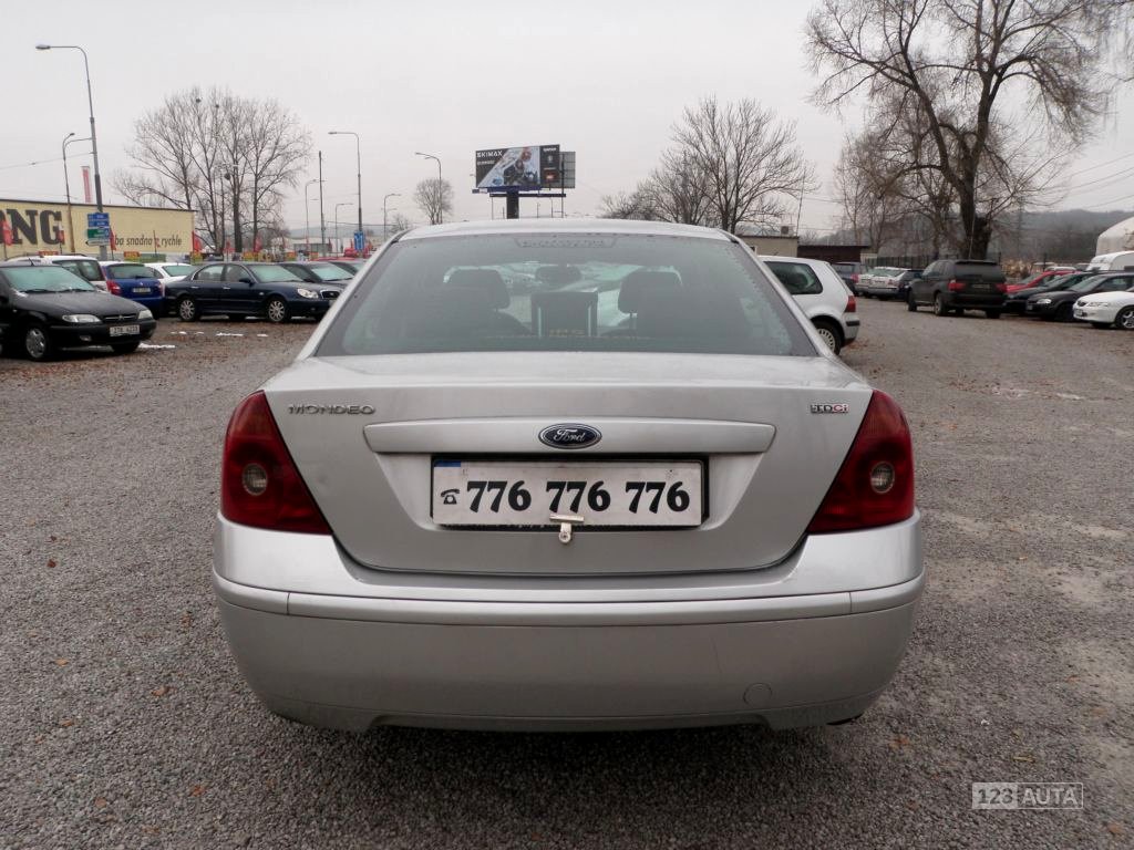 Ford Mondeo, 2002 - pohled č. 4