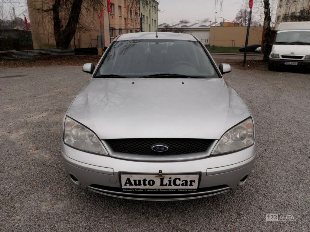 Ford Mondeo, 2002 - pohled č. 8