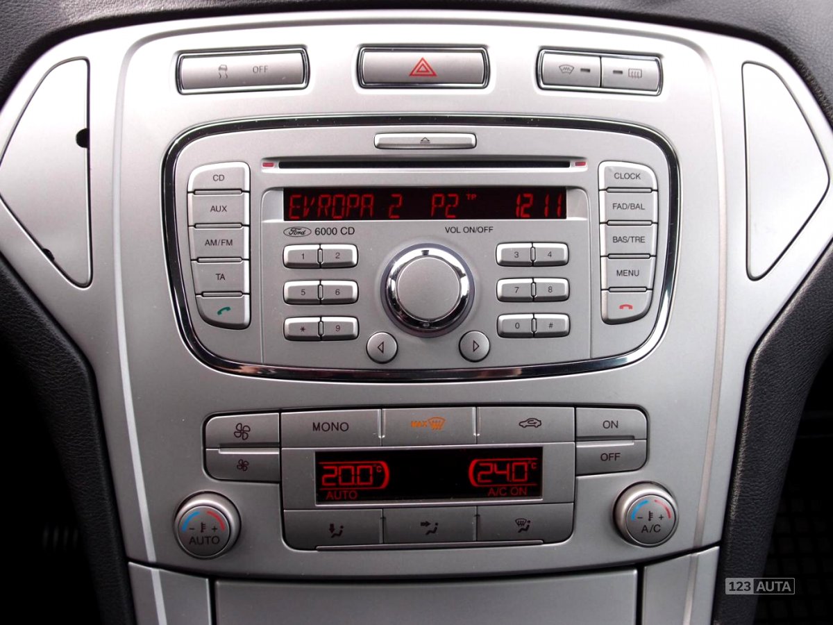 Ford Mondeo, 2010 - pohled č. 14