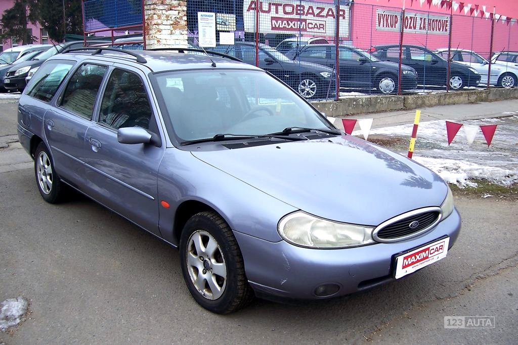 Ford Mondeo, 1998 - pohled č. 3