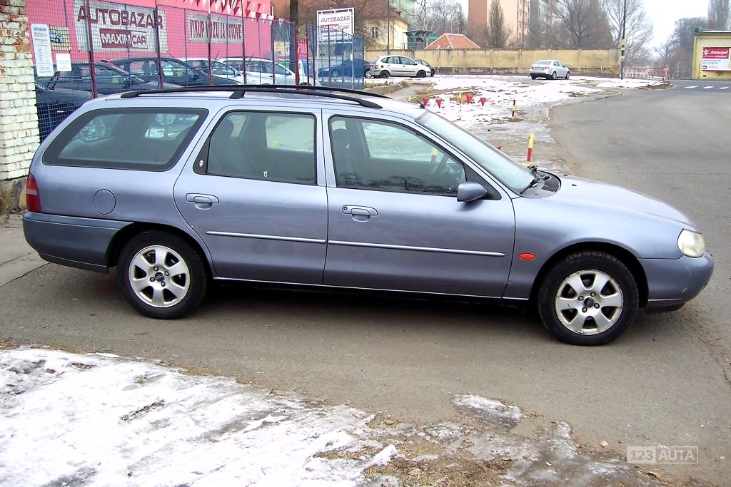 Ford Mondeo, 1998 - pohled č. 4