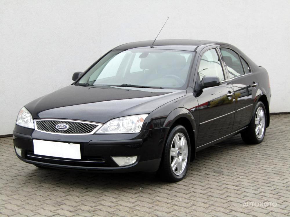 Ford Mondeo, 2004 - pohled č. 3