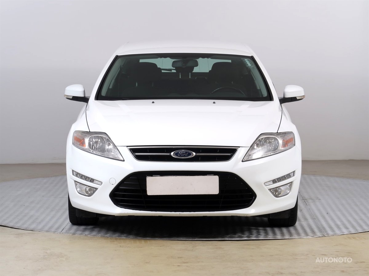 Ford Mondeo, 2012 - pohled č. 2