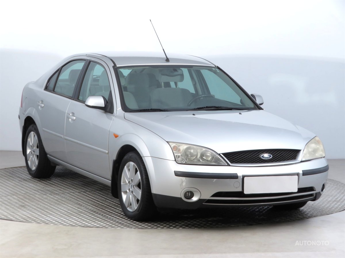Ford Mondeo, 2002 - celkový pohled