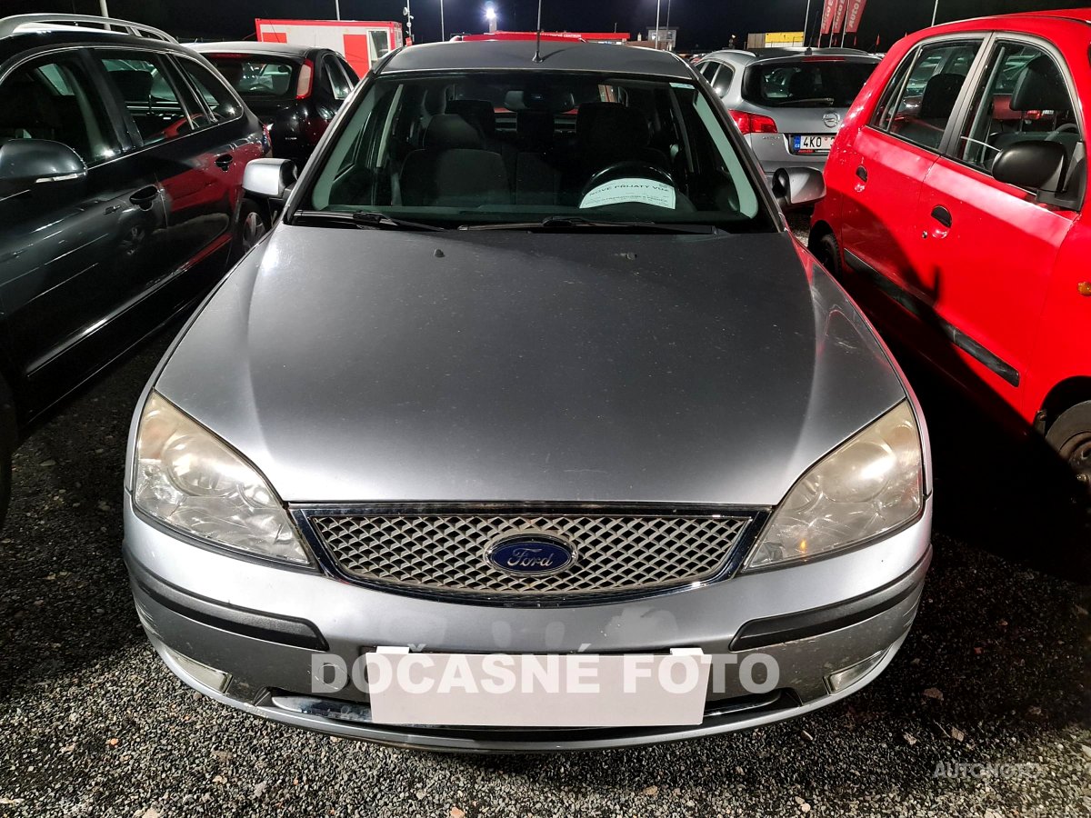 Ford Mondeo, 2004 - pohled č. 2