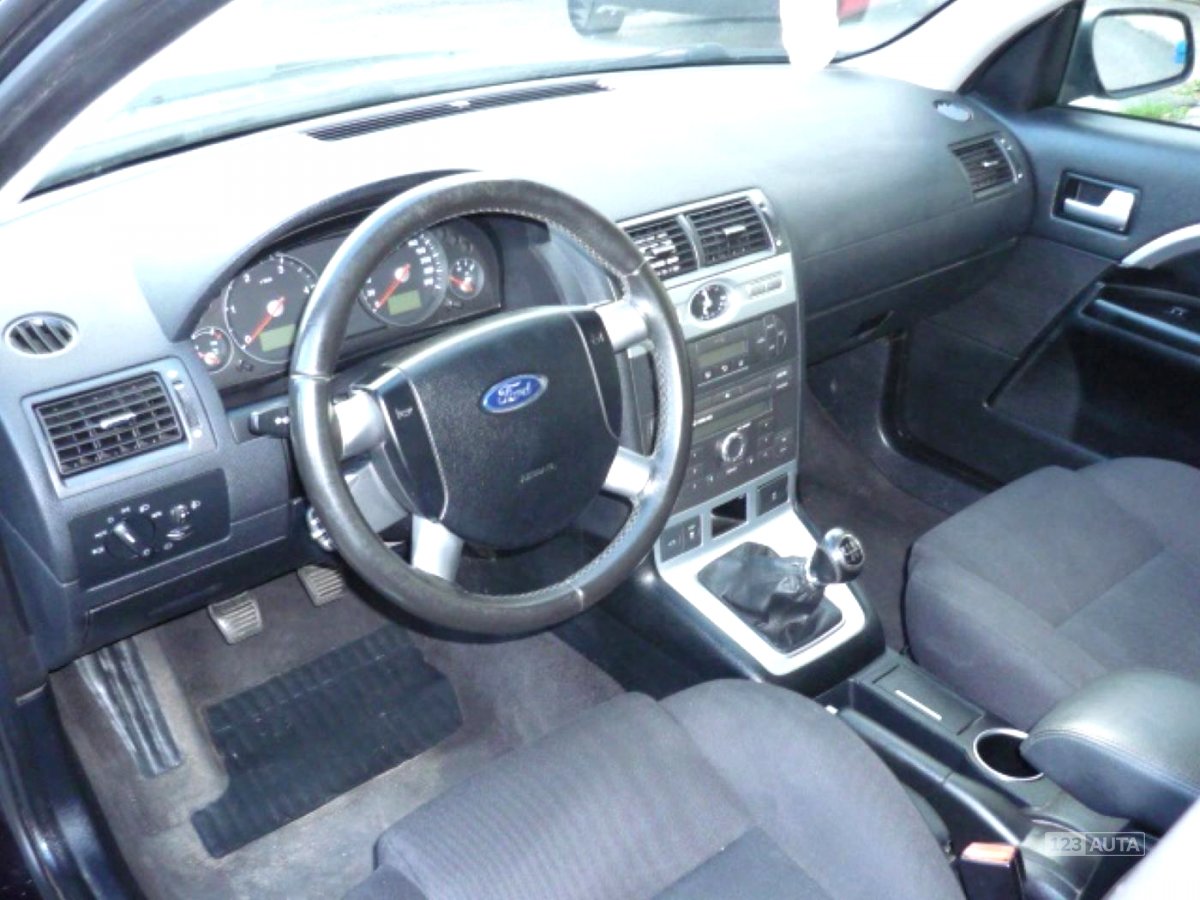 Ford Mondeo, 2005 - pohled č. 11