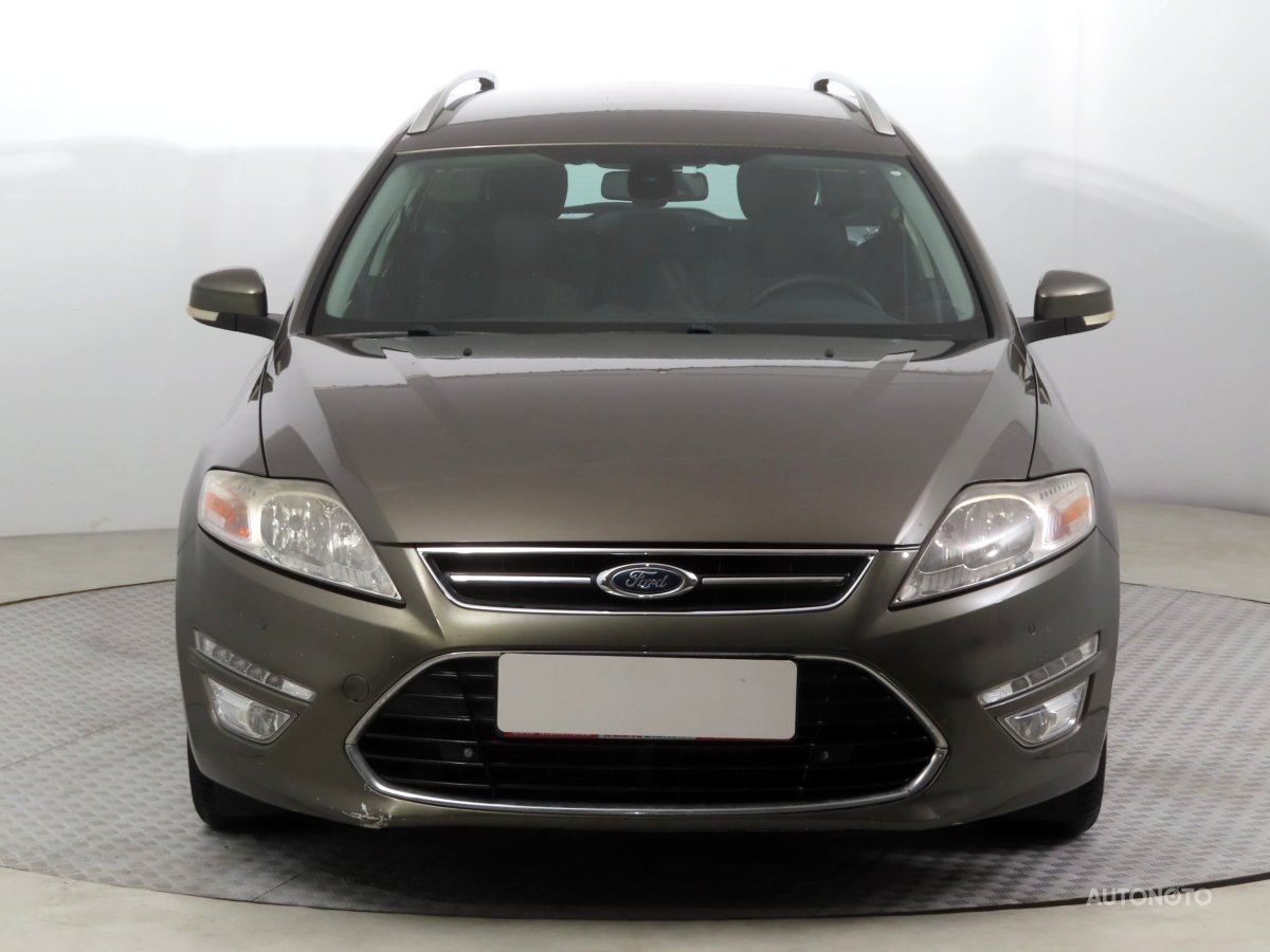 Ford Mondeo, 2011 - pohled č. 2