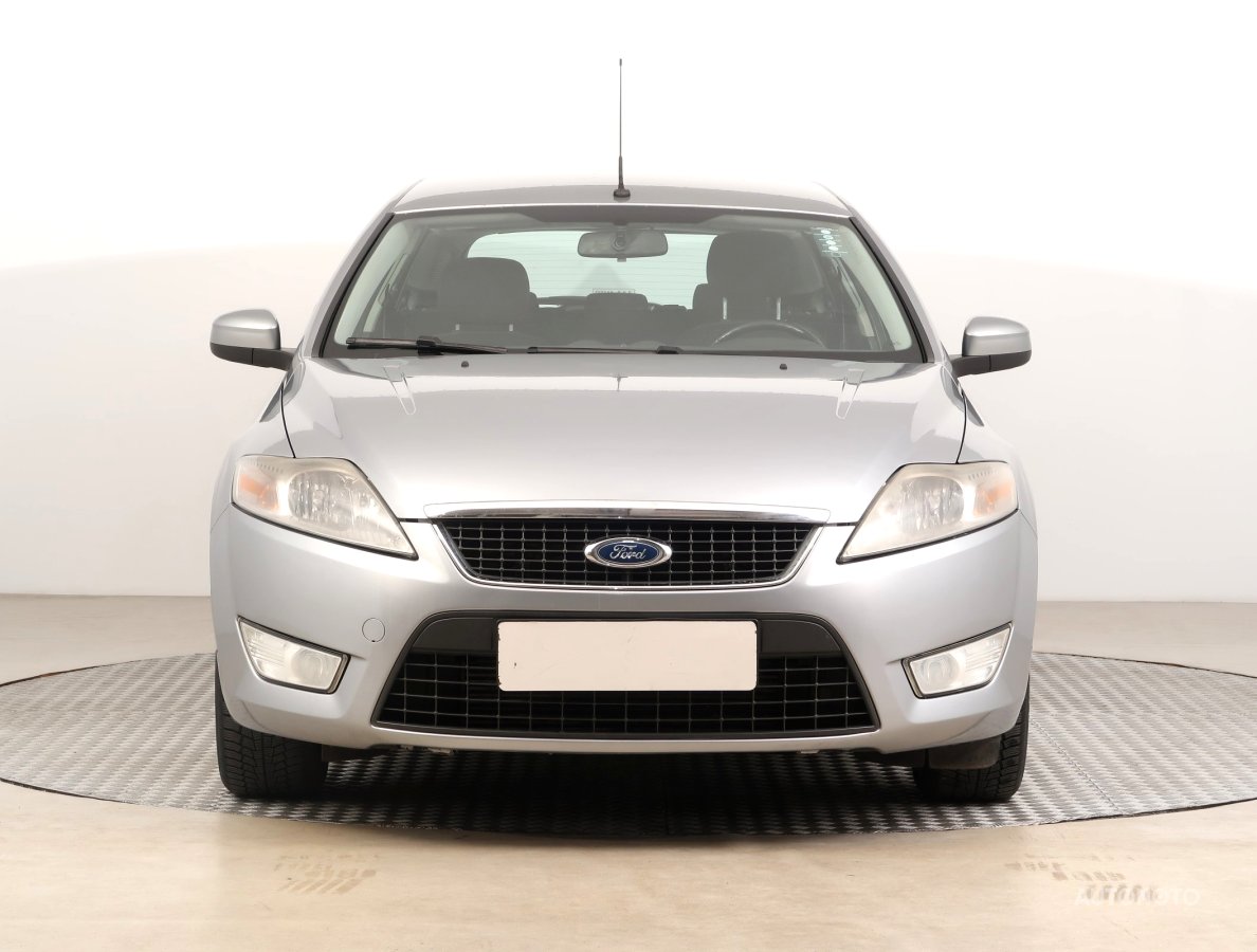 Ford Mondeo, 2010 - pohled č. 2