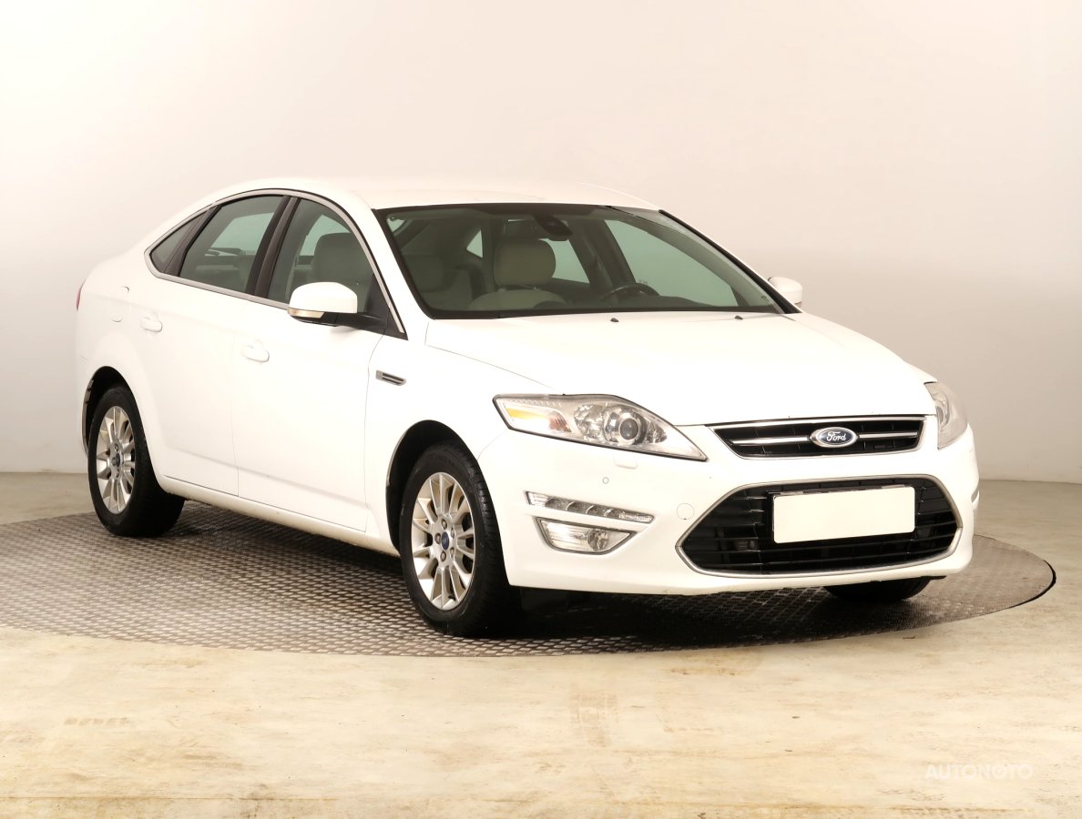 Ford Mondeo, 2012 - pohled č. 1