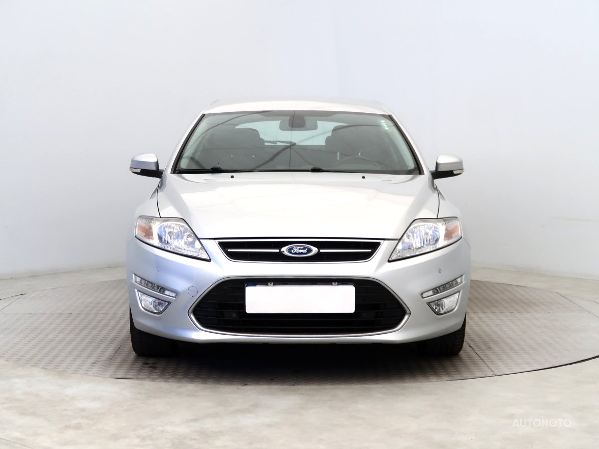 Ford Mondeo, 2011 - pohled č. 2