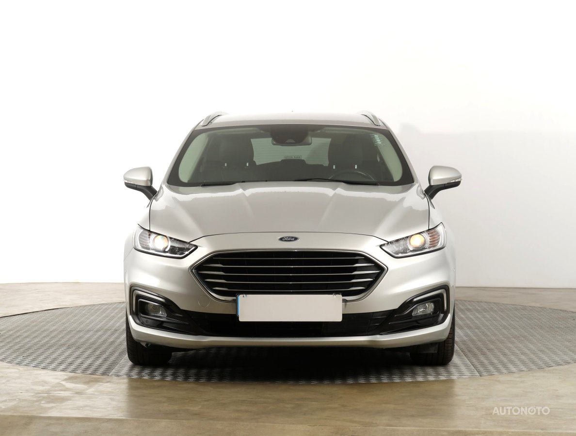 Ford Mondeo, 2021 - pohled č. 2