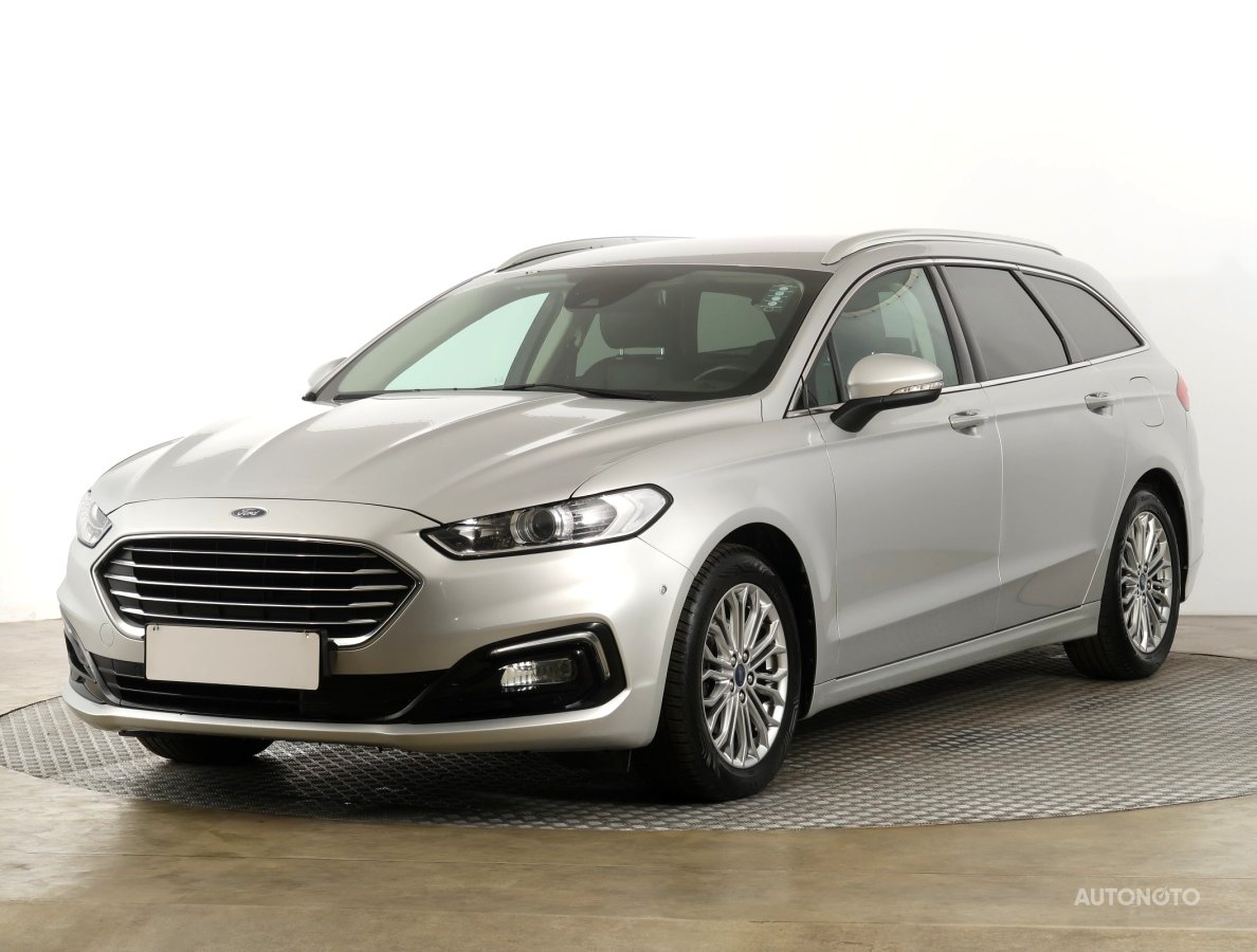 Ford Mondeo, 2021 - pohled č. 3