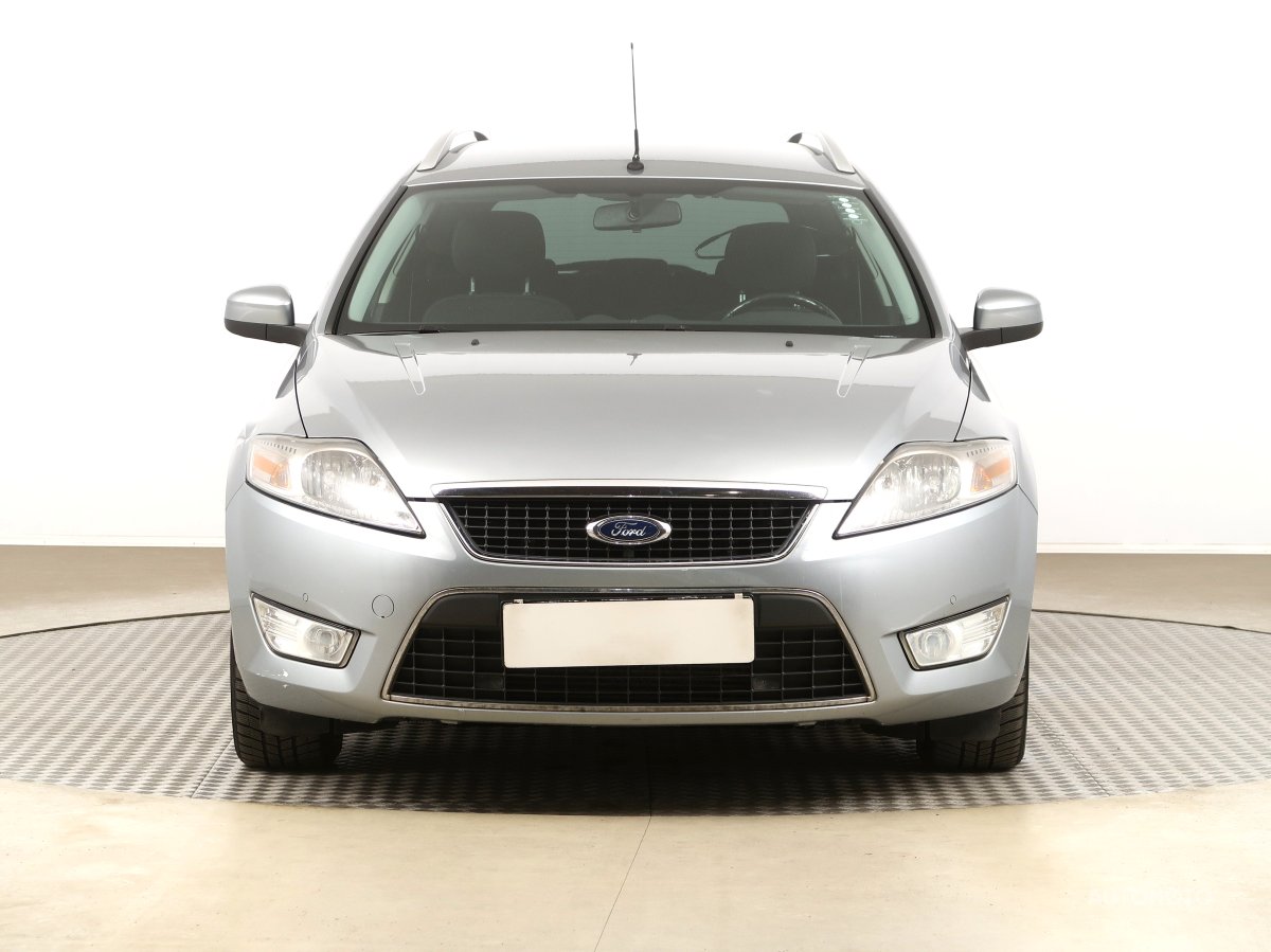 Ford Mondeo, 2010 - pohled č. 2