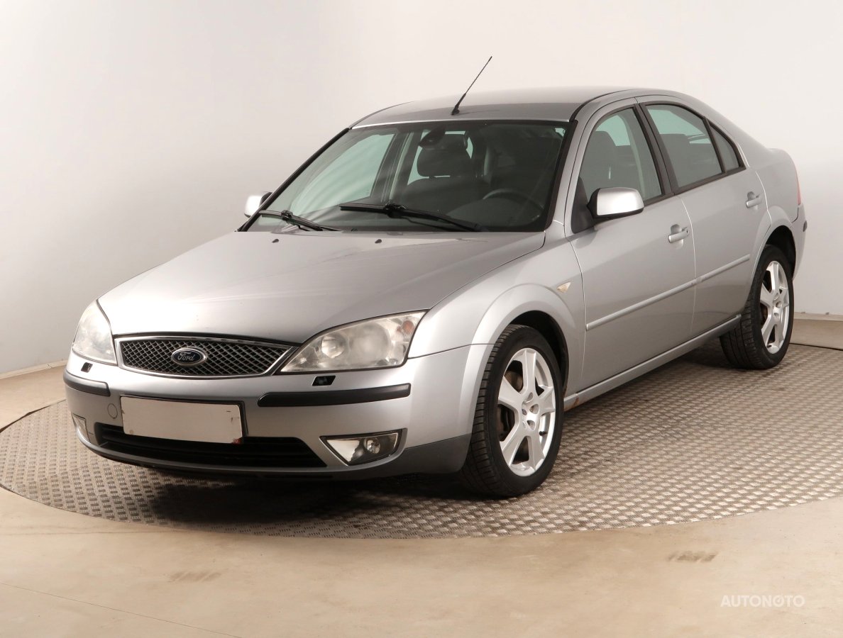 Ford Mondeo, 2005 - pohled č. 3