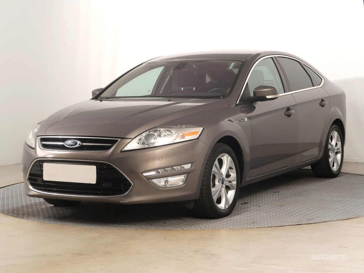 Ford Mondeo, 2011 - pohled č. 3