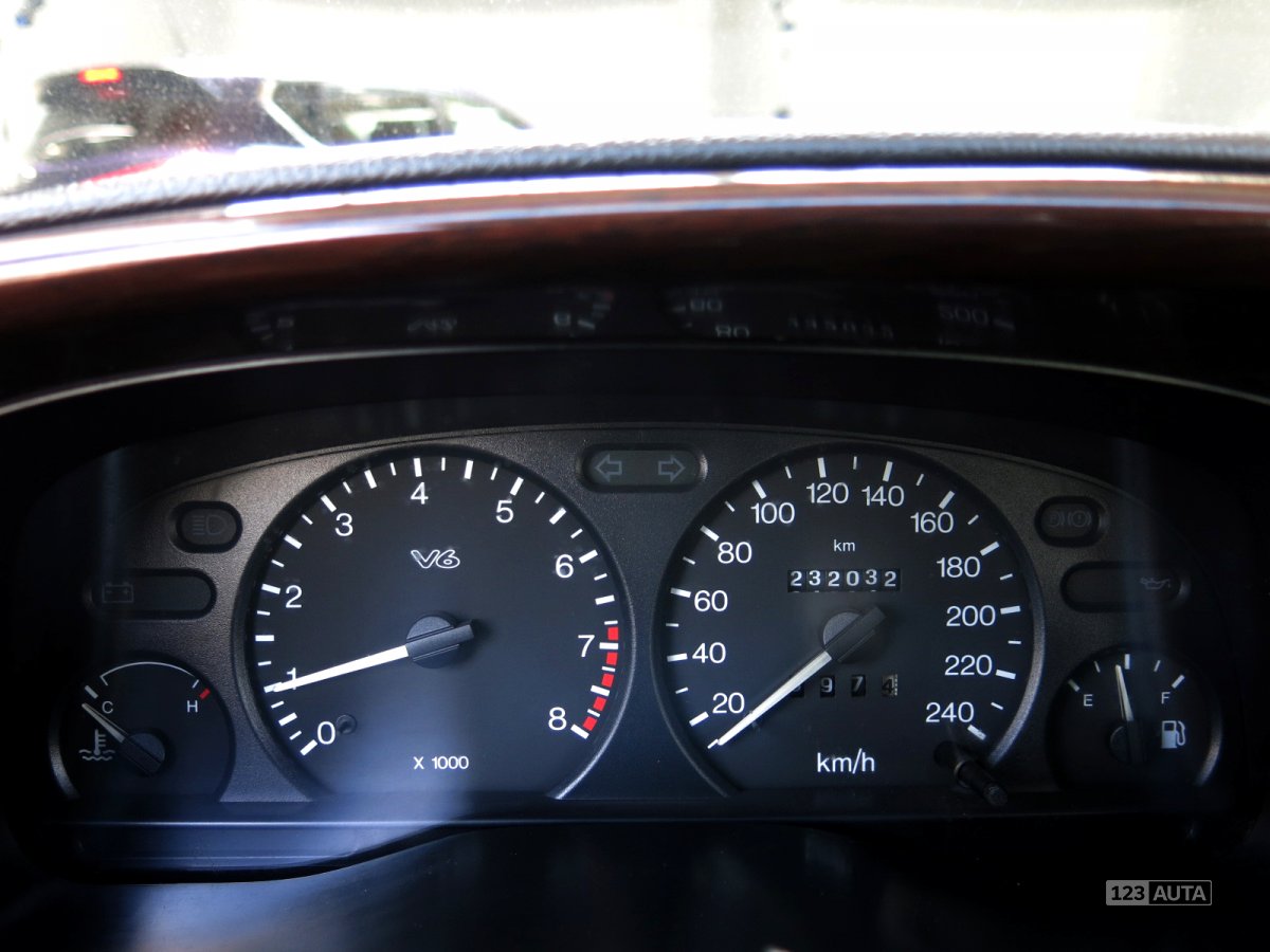 Ford Mondeo, 1998 - pohled č. 10