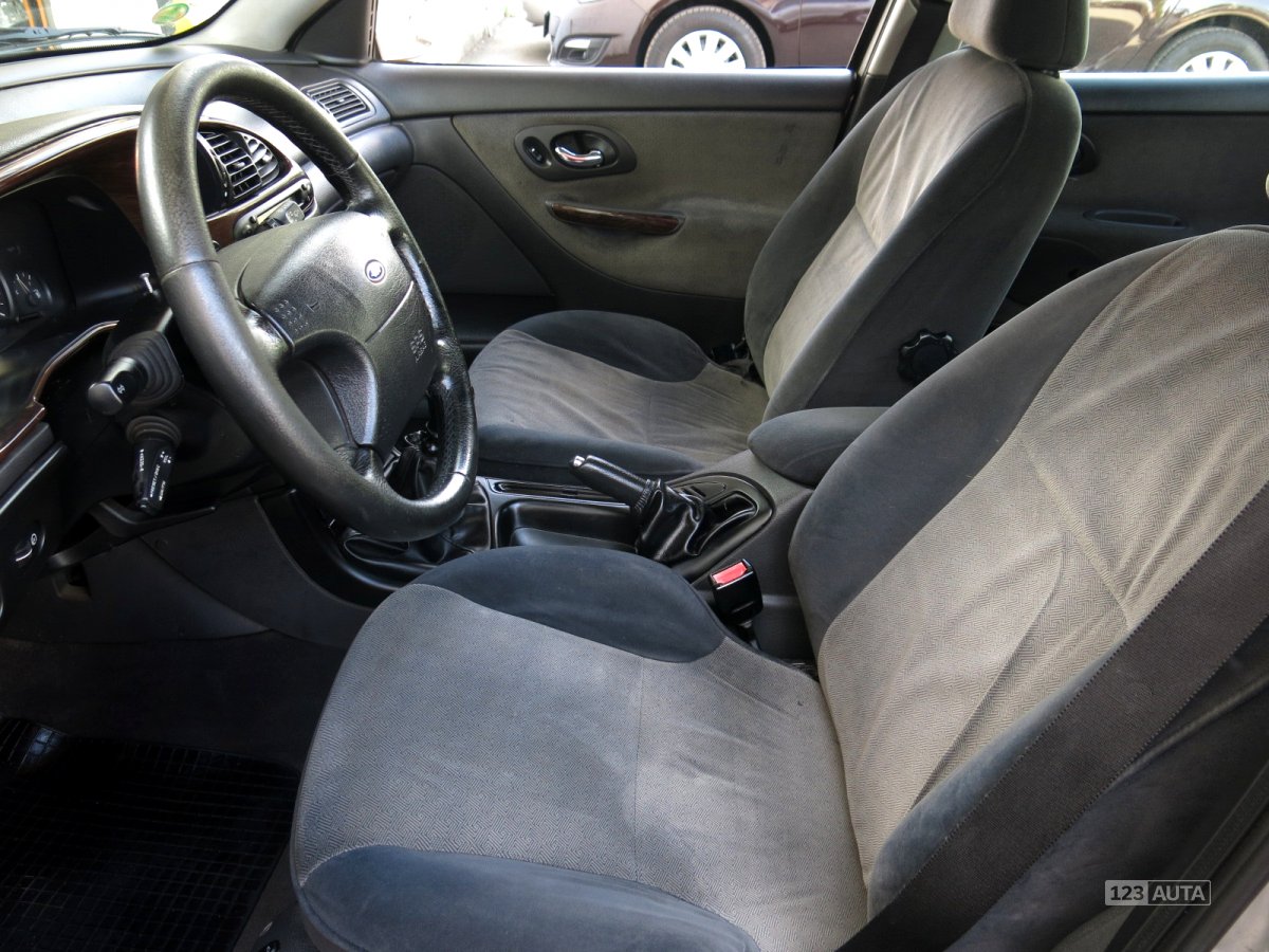 Ford Mondeo, 1998 - pohled č. 11