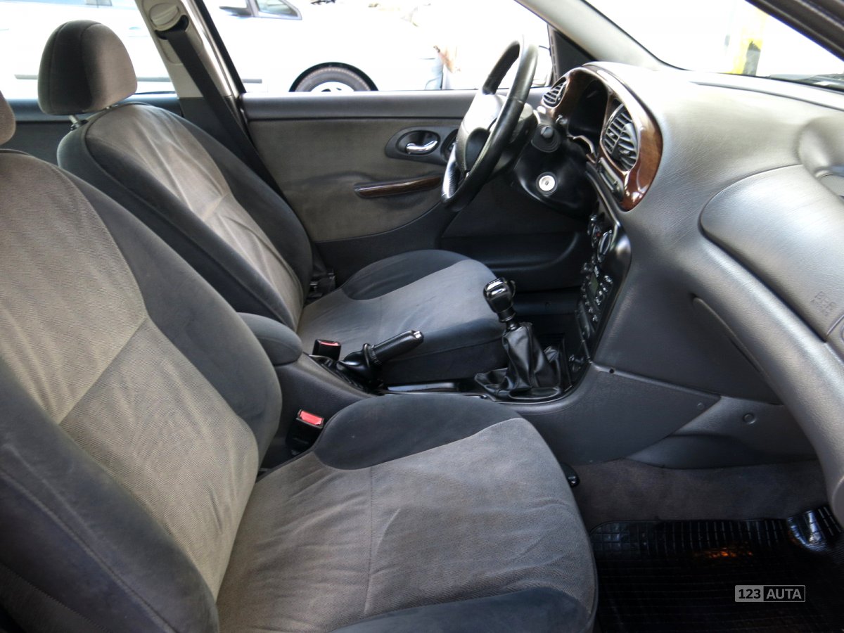 Ford Mondeo, 1998 - pohled č. 12