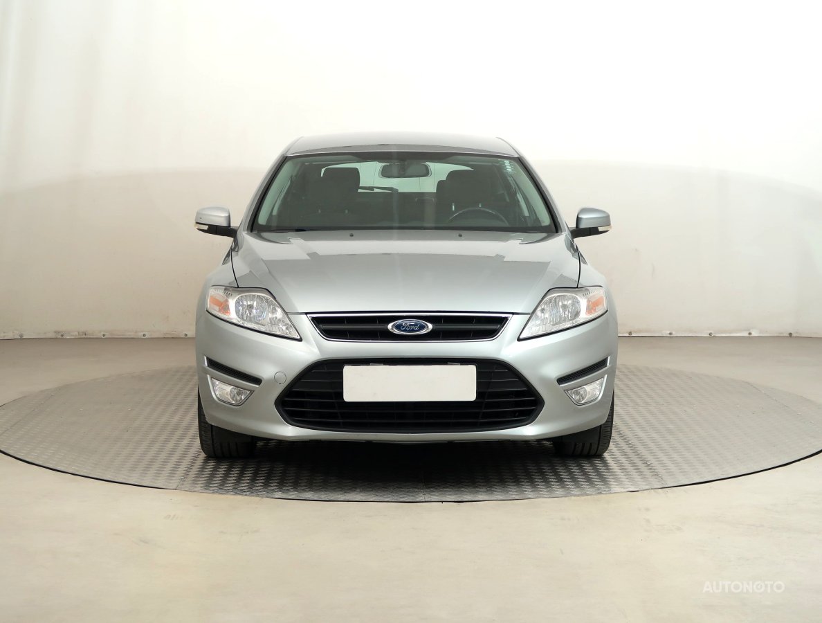 Ford Mondeo, 2011 - pohled č. 2