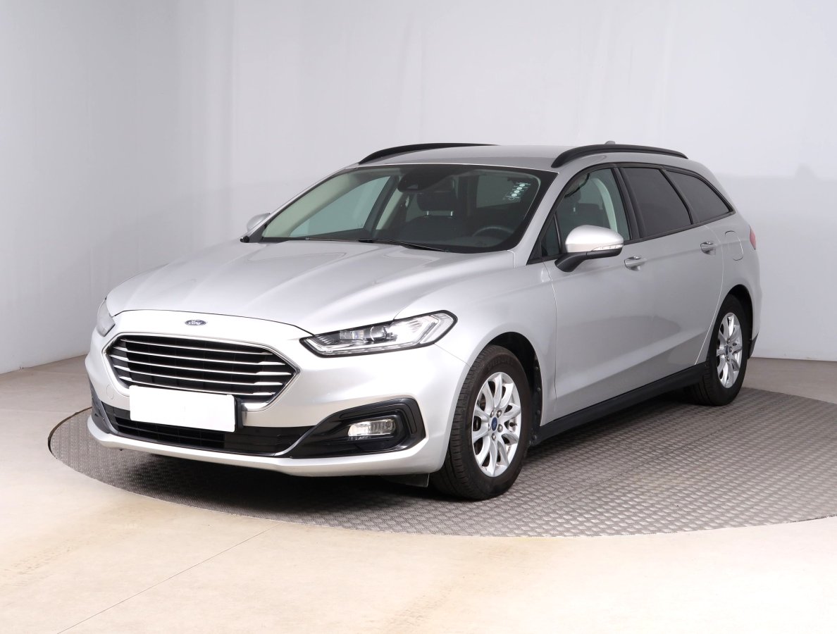 Ford Mondeo, 2021 - pohled č. 3