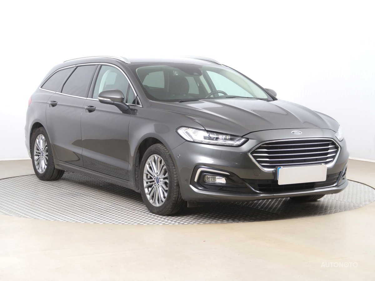 Ford Mondeo, 2021 - celkový pohled