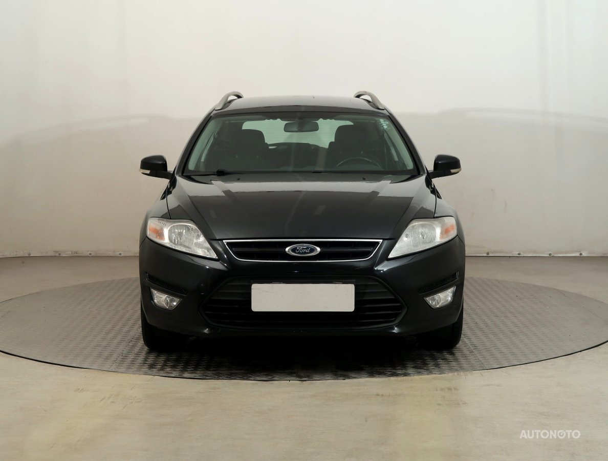 Ford Mondeo, 2011 - pohled č. 2