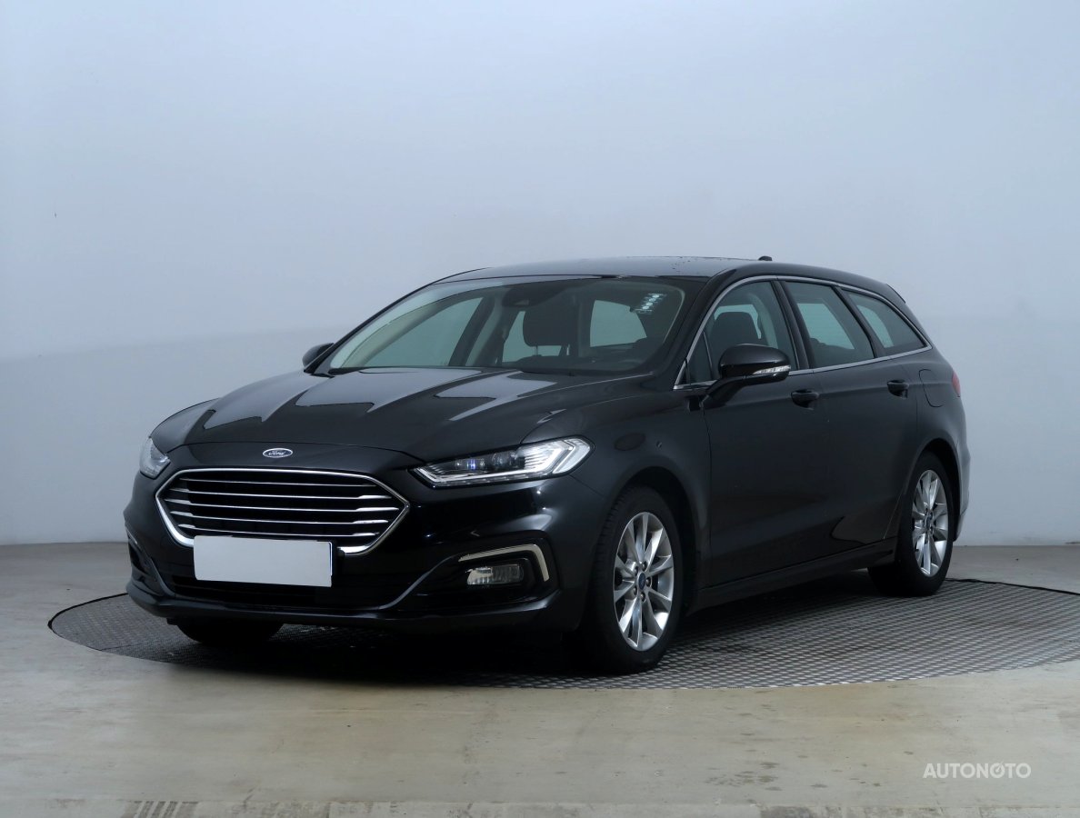 Ford Mondeo, 2020 - pohled č. 3