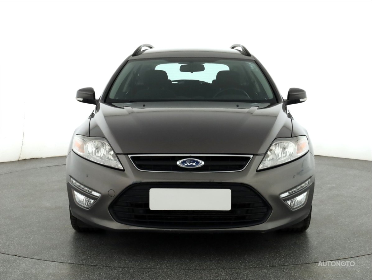 Ford Mondeo, 2011 - pohled č. 2