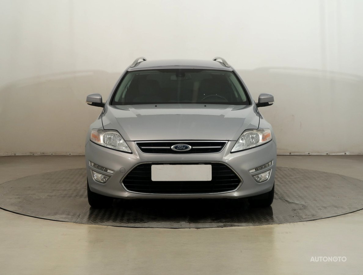 Ford Mondeo, 2011 - pohled č. 2
