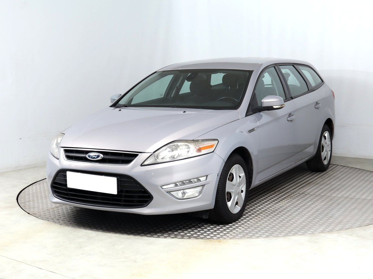 Ford Mondeo, 2011 - pohled č. 3
