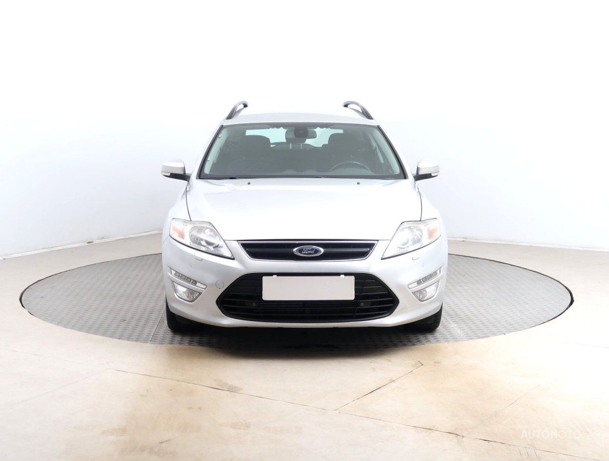 Ford Mondeo, 2011 - pohled č. 2