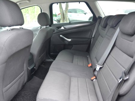 Ford Mondeo, 2011 - pohled č. 6