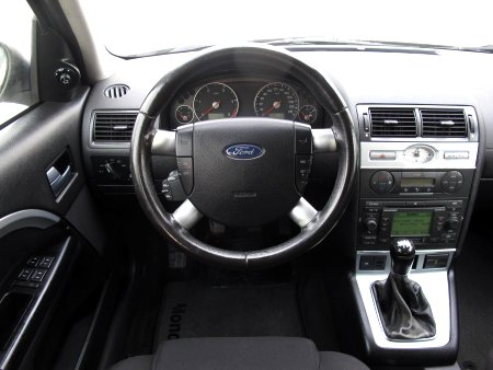 Ford Mondeo, 2004 - pohled č. 9