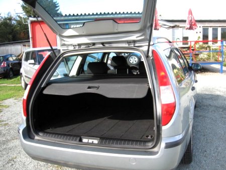 Ford Mondeo, 2004 - pohled č. 11