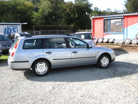 Ford Mondeo, 2004 - pohled č. 13