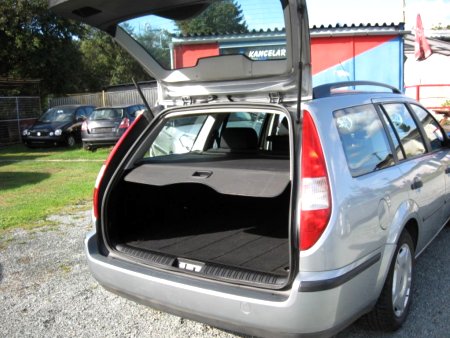 Ford Mondeo, 2004 - pohled č. 6