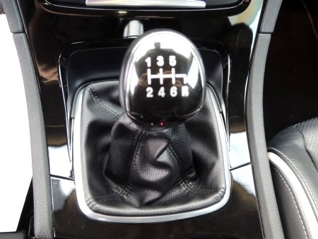 Ford Mondeo, 2011 - pohled č. 9