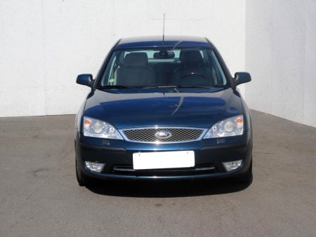 Ford Mondeo, 2004 - pohled č. 2