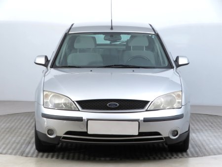 Ford Mondeo, 2002 - pohled č. 2