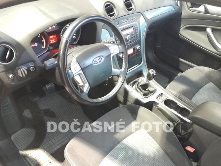 Ford Mondeo, 2010 - pohled č. 3