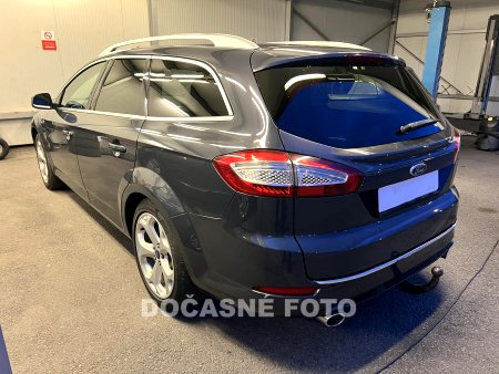 Ford Mondeo, 2011 - pohled č. 2