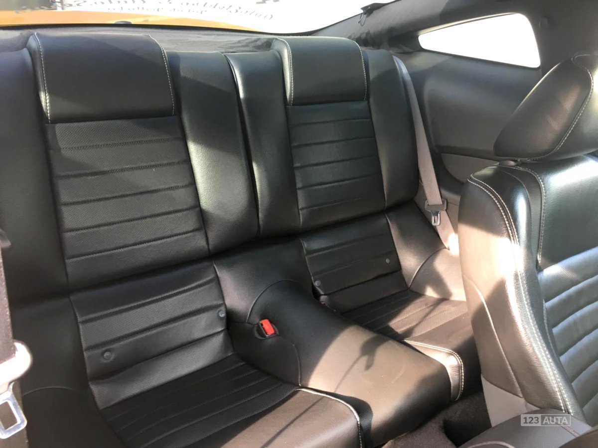 Ford Mustang, 2010 - pohled č. 15