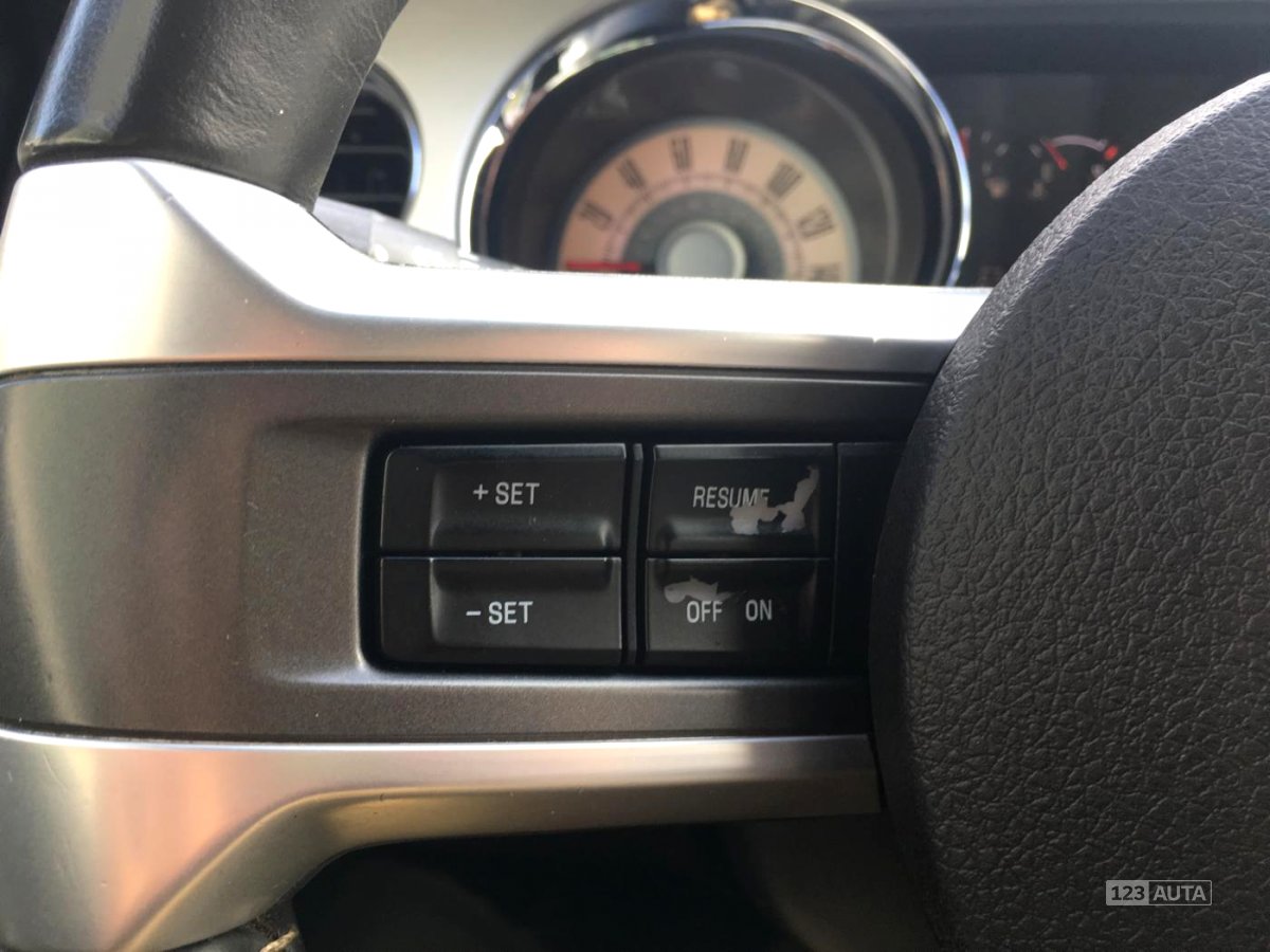 Ford Mustang, 2010 - pohled č. 20